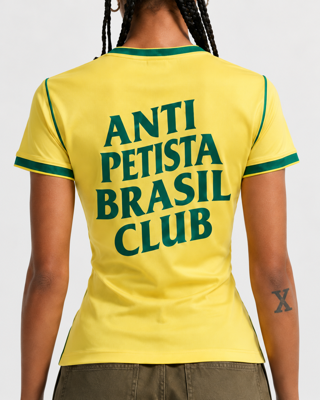 Camisa Feminina Anti Petista Brasil Club
