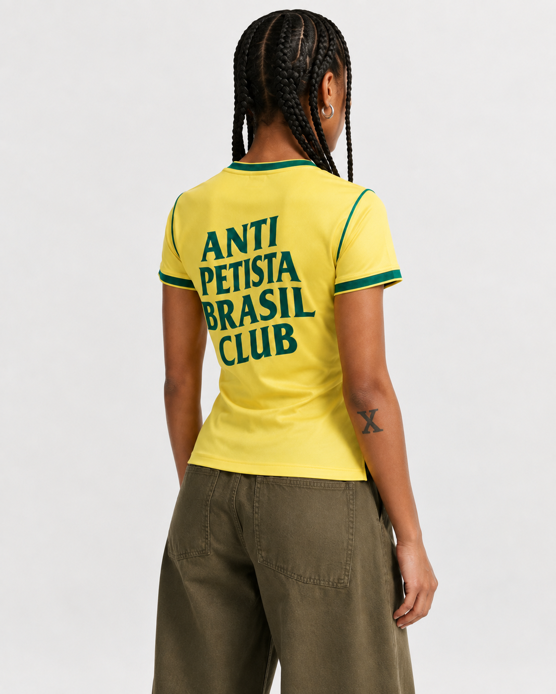 Camisa Feminina Anti Petista Brasil Club