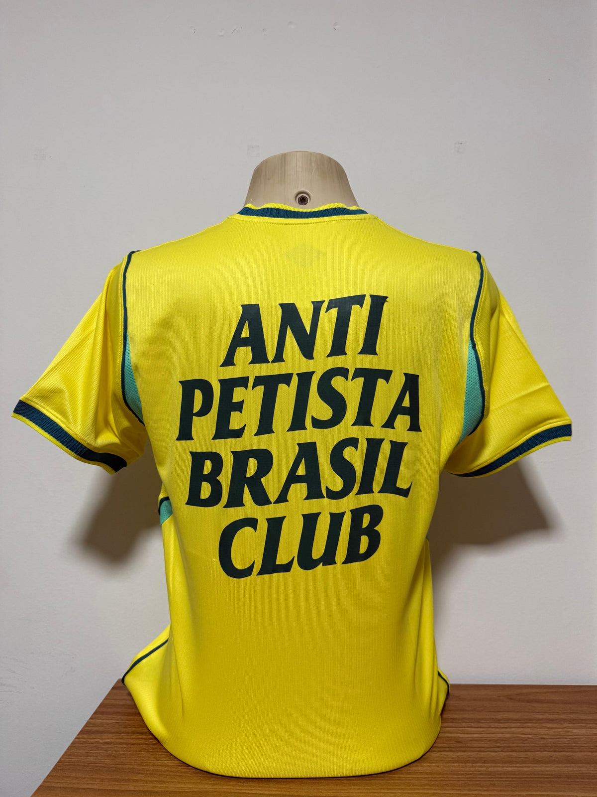 Camisa Anti Petista Brasil Club
